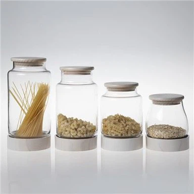 Gigantyczny szklany pojemnik